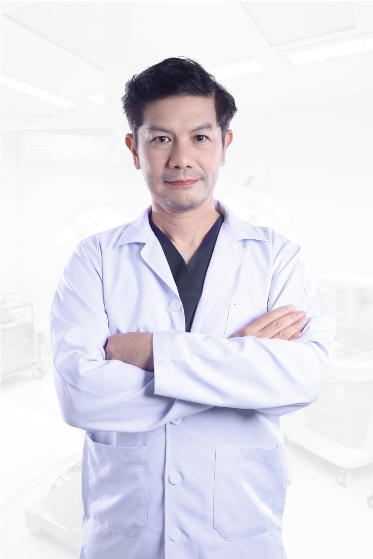 นายแพทย์พีรพันธุ์ เพ็ญจำรัส